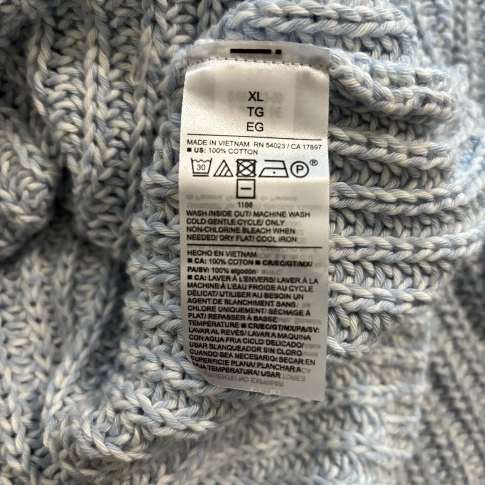 *NEW! Old Navy Light Blue Knitted Top Clean Girl Minimalist Classic 100% Cotton - Picture 7 of 7